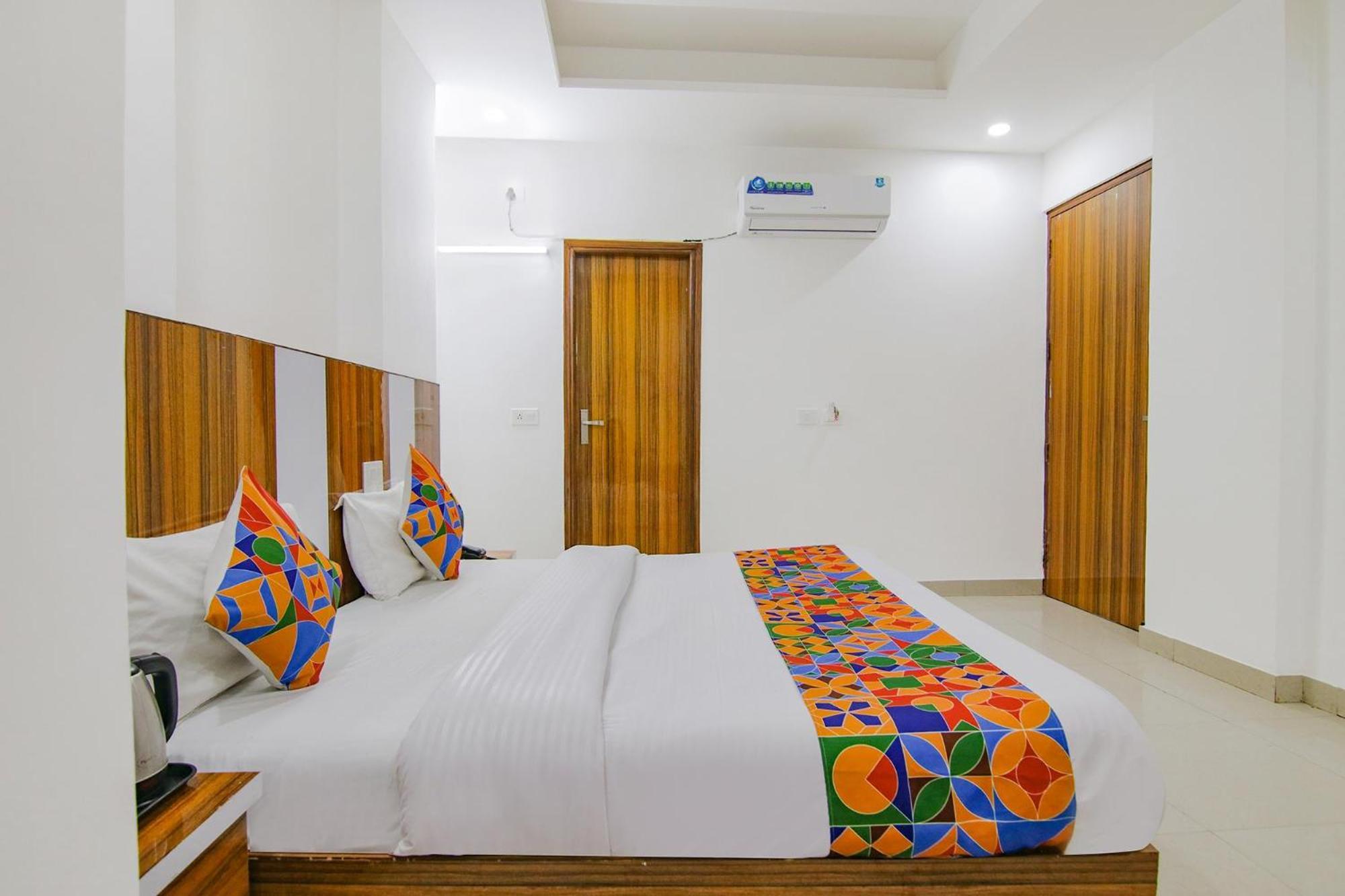 Fabhotel Gp Royal Chandigarh Ngoại thất bức ảnh