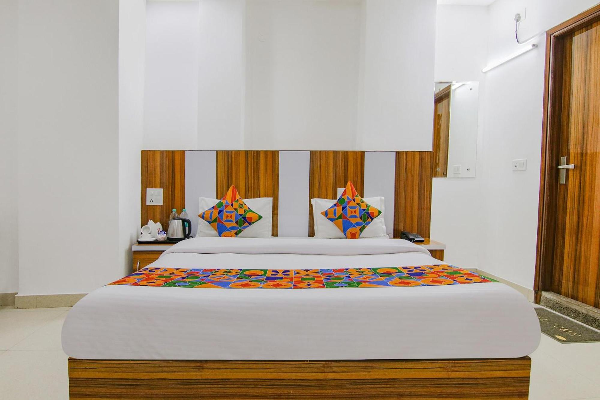 Fabhotel Gp Royal Chandigarh Ngoại thất bức ảnh